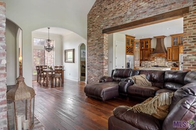 1528 Berwick Bend, Zachary, LA 70791 - photo 7