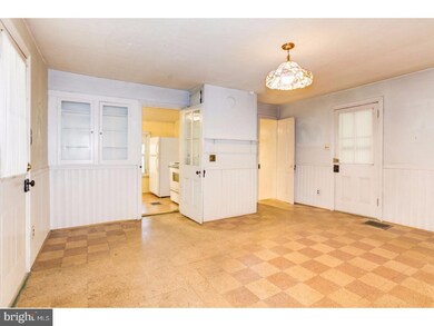 1405 Bridgeboro Rd, Beverly, NJ 08010 - photo 4