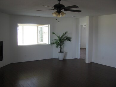 6208 Holiday Ave, Rosamond, CA 93560 - photo 4