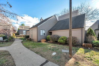 81 Hollister Way N, Glastonbury, CT 06033 - photo 5