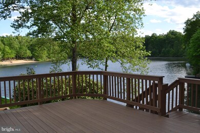 15446 Beachview Dr, Dumfries, VA 22025 - photo 6