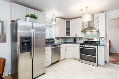 Dartmouth_St_128_Kalamazoo_49006-4