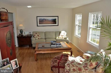 10207 Marshall Pond Rd, Burke, VA 22015 - photo 2