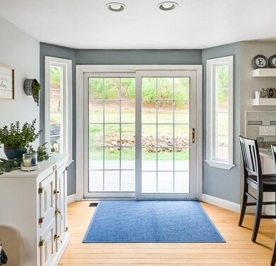 40 Mount Pleasant St, Oxford, MA 01540 - photo 6