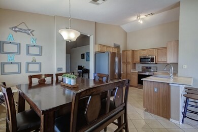 2710 S Arizona Rd-9