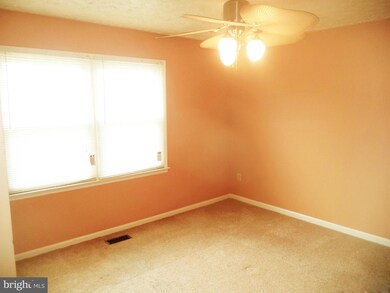 5821 Sheriff Rd, Capitol Heights, MD 20743 - photo 6