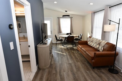 9 Hilda Ave, Derry, NH 03038 - photo 4