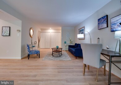 1667 Parkcrest Cir unit 201, Reston, VA 20190 - photo 6