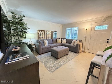 960 7th St S unit 202, Naples, FL 34102 - photo 4