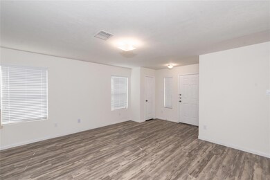 1503 Bobolink, Ennis, TX 75119 - photo 6