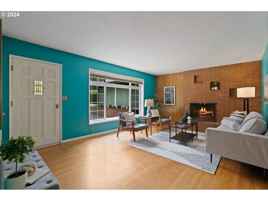 12055 SW Lynnridge Ave, Portland, OR 97225 - photo 3