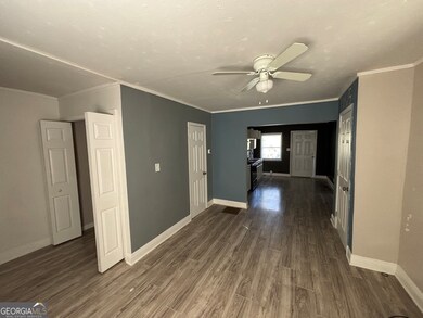 917 E Broadway St, Griffin, GA 30223 - photo 6