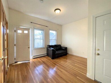2 Cedar Square unit 1, Cambridge, MA 02140 - photo 3