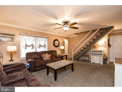 50 Grapevine Rd, Levittown, PA 19057 - photo 3
