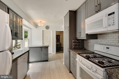 15501 Straughn Dr, Laurel, MD 20707 - photo 5