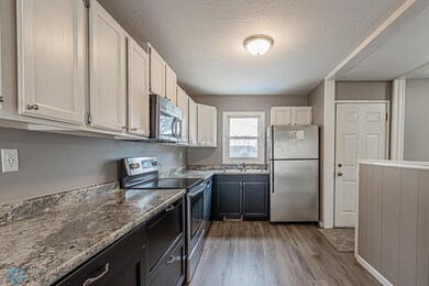 409 23rd Ave N, Fargo, ND 58102 - photo 6
