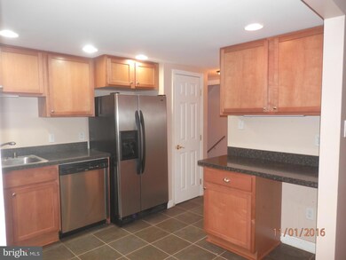 1702 Golden Ct, Crofton, MD 21114 - photo 7