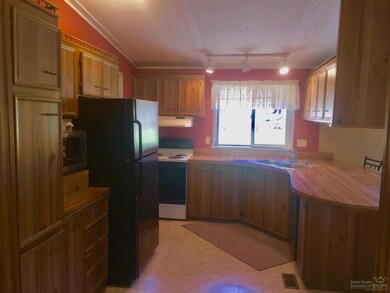 64815 Grande Loop, Bend, OR 97701 - photo 6