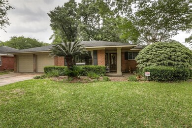 6222 Lindyann Ln, Houston, TX 77008 - photo 3