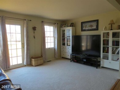 265 Fairfield Dr, Warrenton, VA 20186 - photo 3