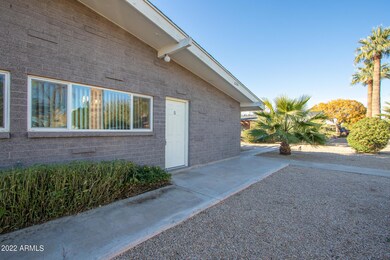 2206 S Granada Dr unit 5, Tempe, AZ 85282 - photo 2
