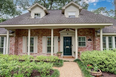 10122 Briar Dr, Houston, TX 77042 - photo 2