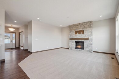1416 Partridge Ln, Waterloo, IA 50701 - photo 7