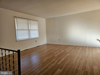 17817 Greentree Terrace, Hagerstown, MD 21740 - photo 5