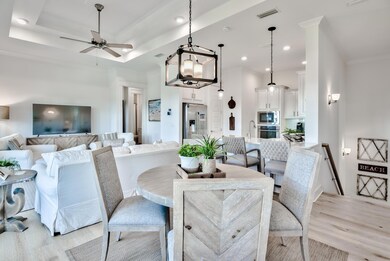 Dining area/living room