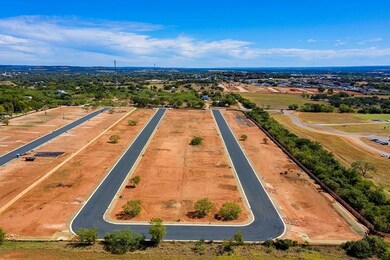 103 Parlin Ln unit 44, Fredericksburg, TX 78624 - photo 4
