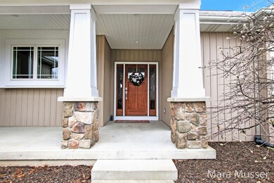 Front Porch Entryway