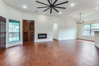 3402 NW 27th St, Fort Worth, TX 76106 - photo 4