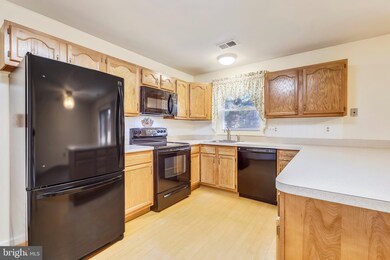 1602 Kent Fort Ln, Crofton, MD 21114 - photo 3