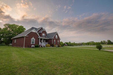 135 Stephens Ln, Shelbyville, TN 37160 - photo 2
