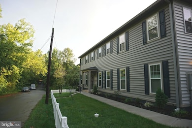 208 Bryan Ave, Gaithersburg, MD 20877 - photo 5