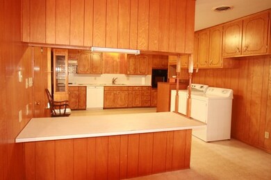 1103 Avenue A, Fredericksburg, TX 78624 - photo 3