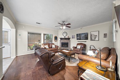 31615 Trails Park Ln, Conroe, TX 77385 - photo 6