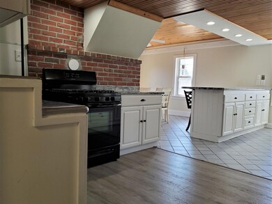 STEVENS KITCHEN ENTRANCE