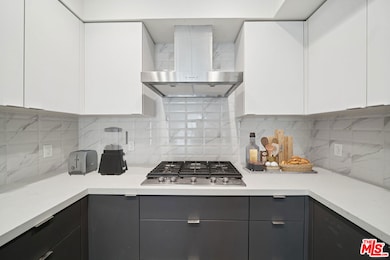 1051 S Corning St unit 102, Los Angeles, CA 90035 - photo 6