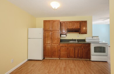 47A Elm St unit A, Concord, NH 03303 - photo 5