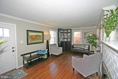 151 Hilton St, Alexandria, VA 22314 - photo 2