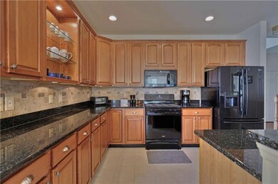 1972 Alexander Dr, Macungie, PA 18062 - photo 5