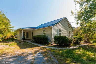 13359 Millstone Cir, Hancock, MD 21750 - photo 2