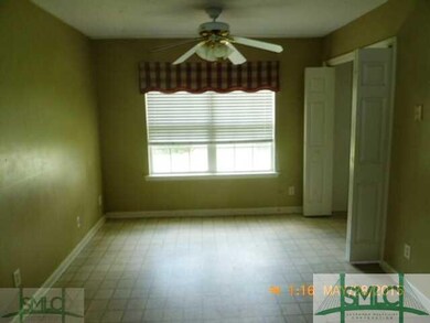 Kitchen. Eat-in Area