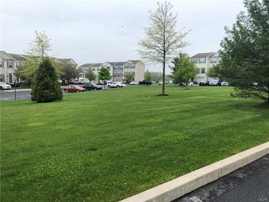 5243 Chandler Way unit 194, Orefield, PA 18069 - photo 2