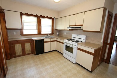 14 Oconnell Rd unit 1, Dorchester Center, MA 02124 - photo 3