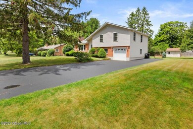 9 Hadel Rd, Schenectady, NY 12302 - photo 3