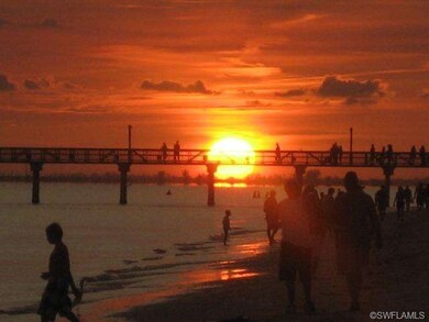 FT MYERS BEACH SUNSET
