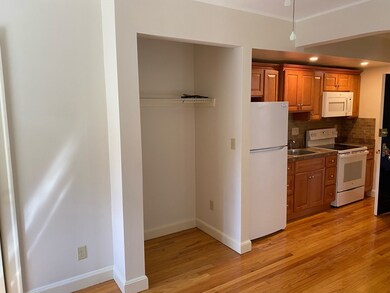 16 Columbian St unit 5, Weymouth, MA 02190 - photo 3