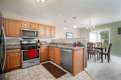 6872 Lincoln Dr, Macungie, PA 18062 - photo 6